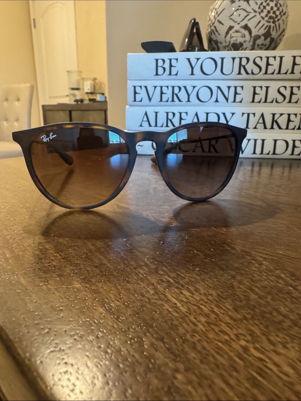 Ray ban Erica, NWOT